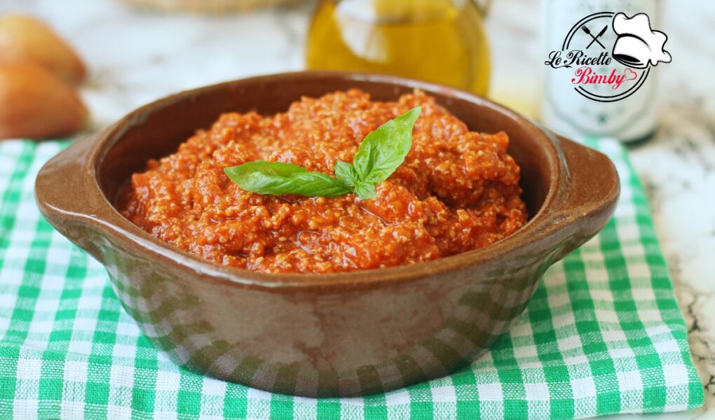 Ragù alla napoletana con tm6 è un ricetta creata dall'utente  Giusyfoodblogger. Questa ricetta Bimby® potrebbe quindi non essere stata  testata, la troverai nella categoria Piatti unici su ,  la Community Bimby®.